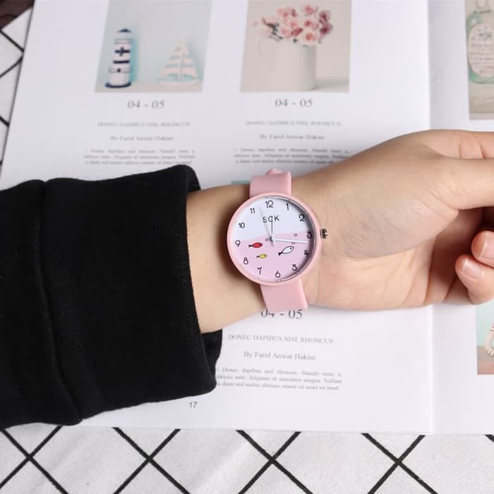 134 Jam Tangan Wanita Jam Tangan Motif Kartun Lucu untuk Anak Perempuan Ready Stock-1