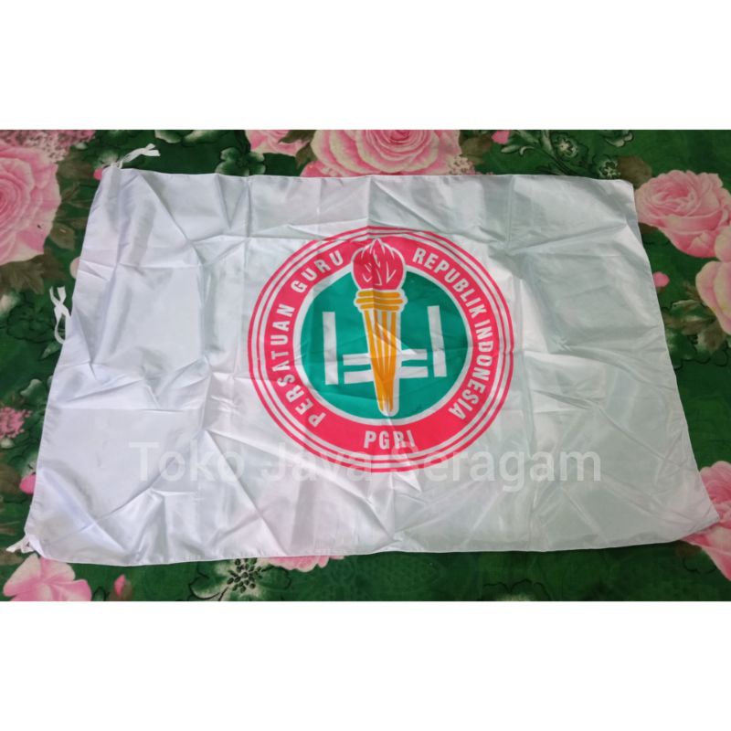 

Bendera PGRI Persatuan Guru Republik Indonesia 109x73
