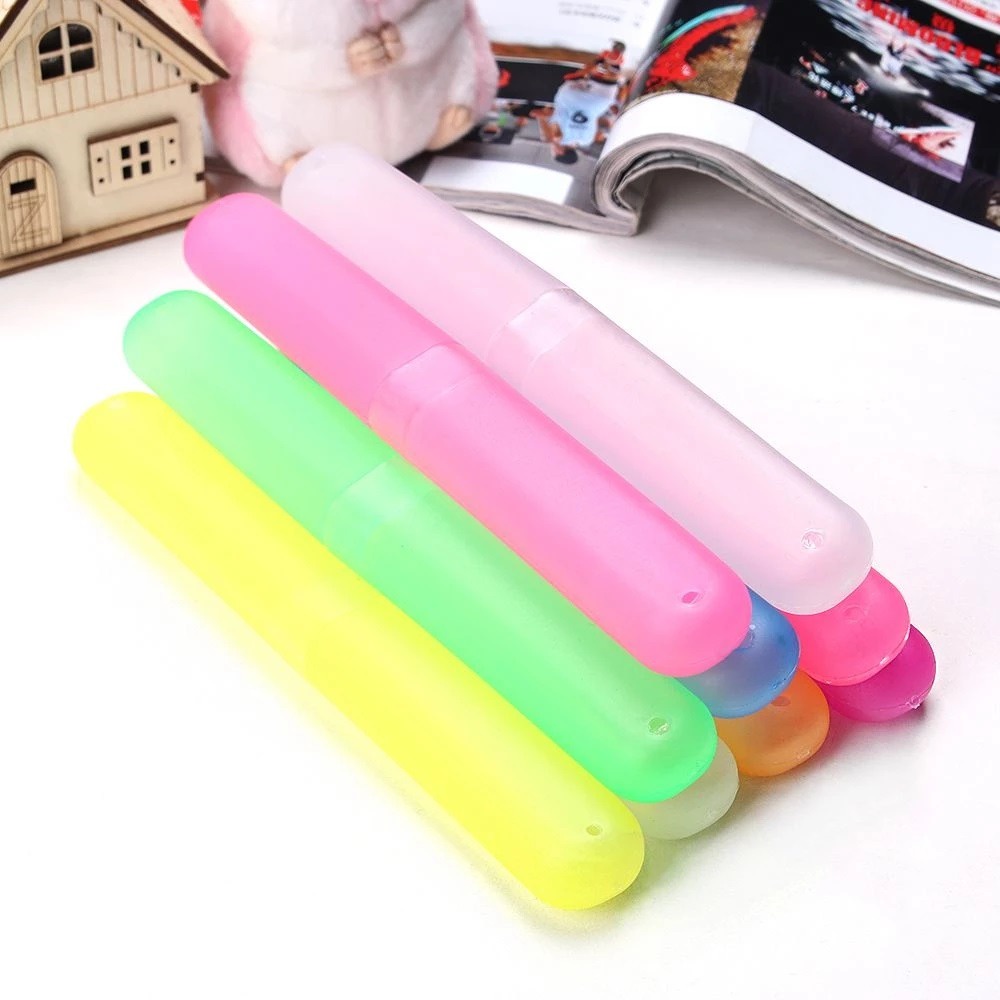 Travel Toothbrush Case Penyimpanan Sikat Gigi / Tempat Box Kotak Sikat Gigi Portable