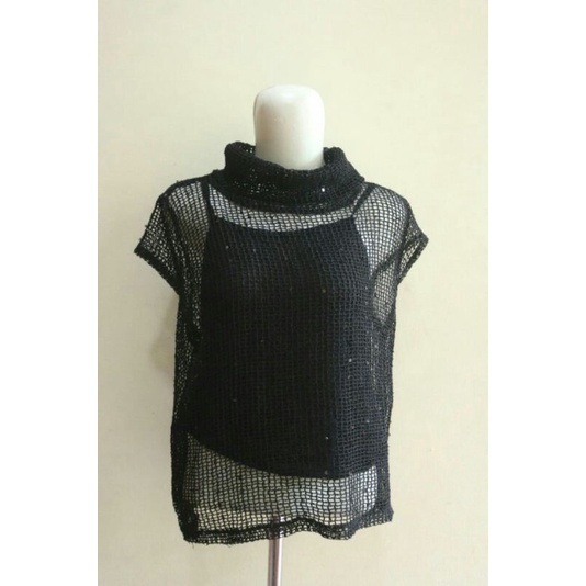 baju rajut jaring-jaring