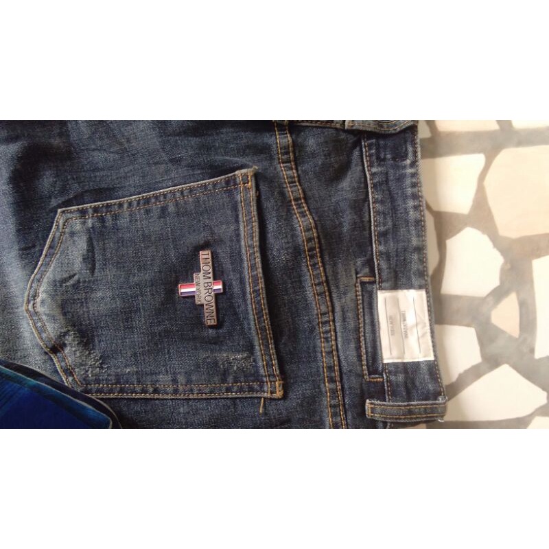 celana jeans thom browne