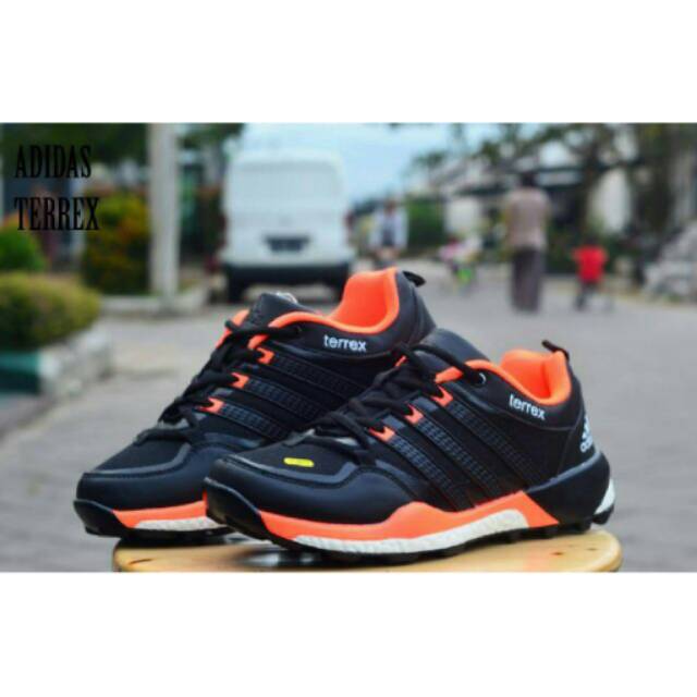 Adidas terrex