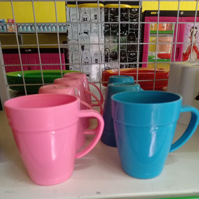 Gelas Plastik pink