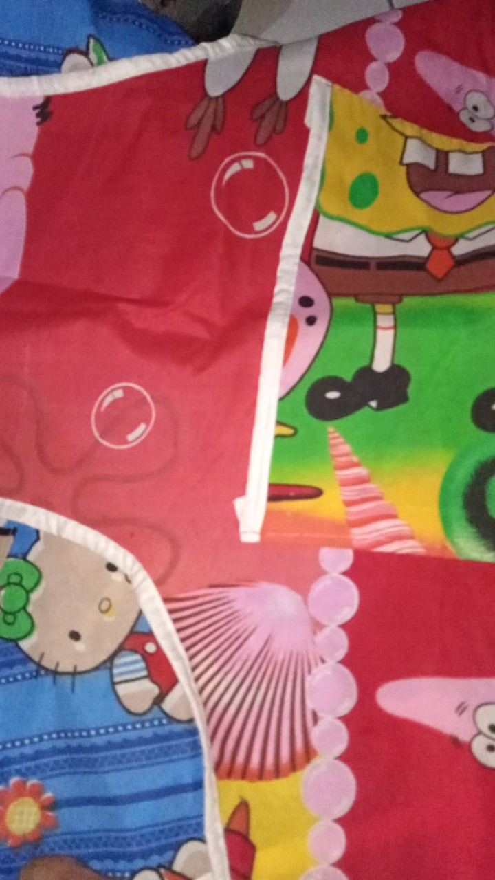 Cod Celemek Dewasa Motif Karakter Berbahan Poly Tc