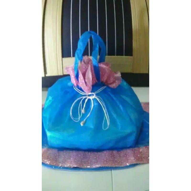 

tas hajatan bahan spunbond serut tipis uk 22 Ready Stok (0405)