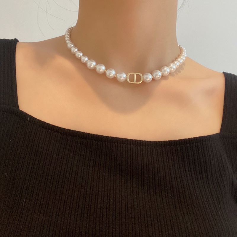 Roselife Kalung Choker Rantai Pendek Vintage Warna Gold Hias Mutiara Untuk Wanita / Pesta Pernikahan