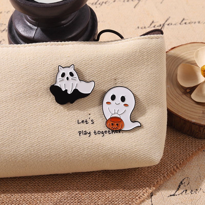 Bros Pin Enamel Bentuk Hantu Halloween 5 Gaya Untuk Hadiah Teman