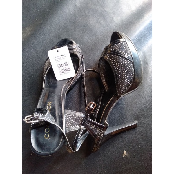 preloved sandal connection  38 hitam