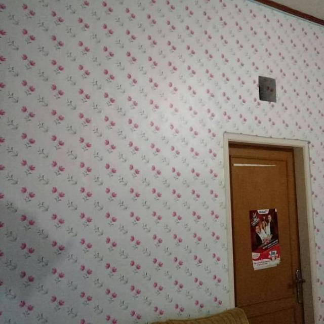 Wallpaper stiker dinding murah kode no 6042 motif bunga tulip