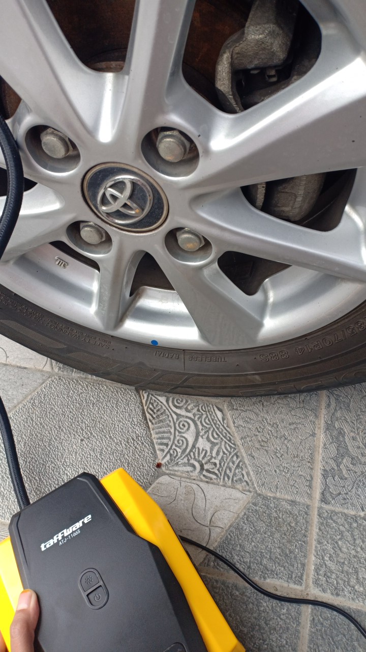 Super Promo Taffware Inflator Kompresor Pompa Mobil Sepeda Kolam Renang Elektrik Serba Guna 150psi -