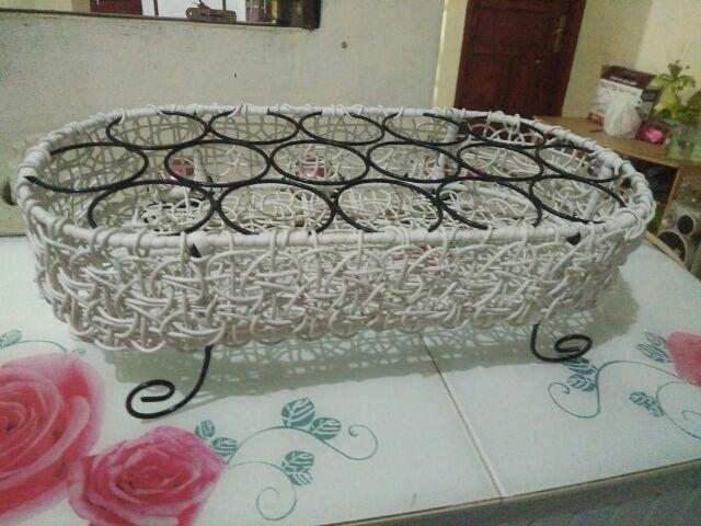 Keranjang Air Mineral / Tempat Aqua Gelas Rotan Sintetis Isi 16