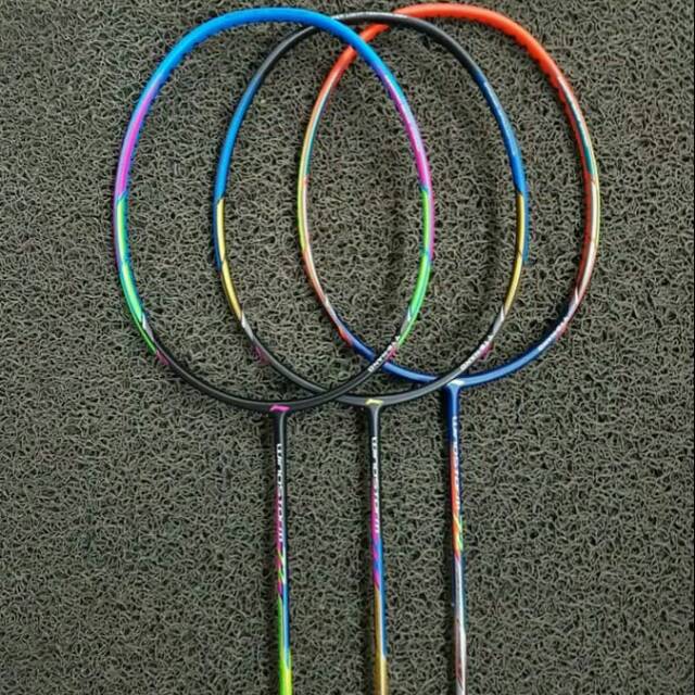 Raket Badminton Lining Windstorm 72
