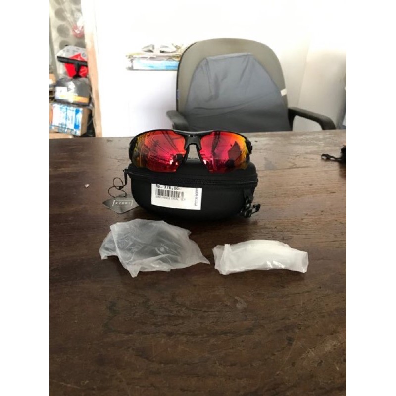 Kacamata Sepeda Xzone Eron Black
