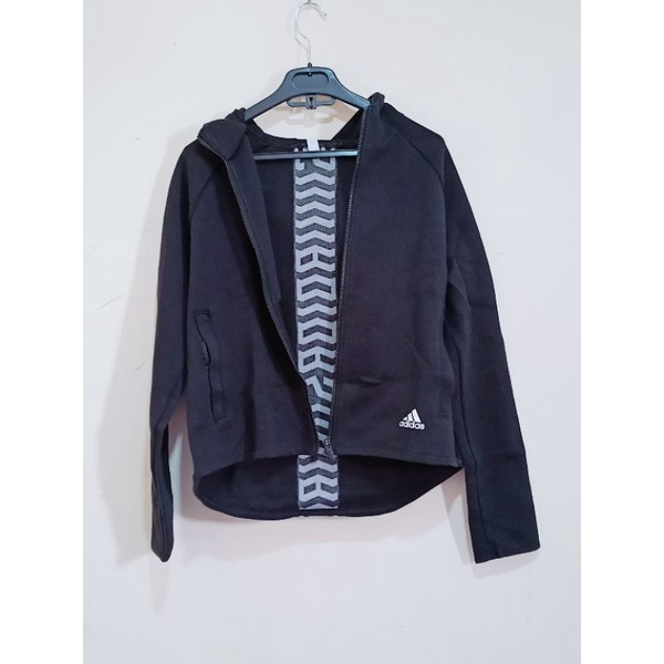 JAKET ADIDAS WANITA HITAM ORI FN6362 (PRELOVED)