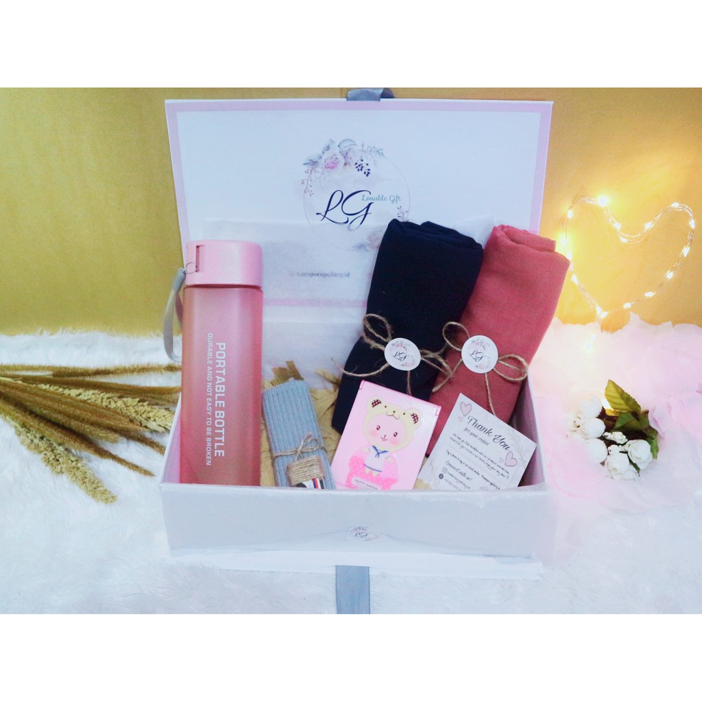 

HAMPERS BOX / GIFT GIRLS (PAKET A) / PREMIUM BOX / KADO ULANG TAHUN/KADO WISUDA/HAMPERS MURAH