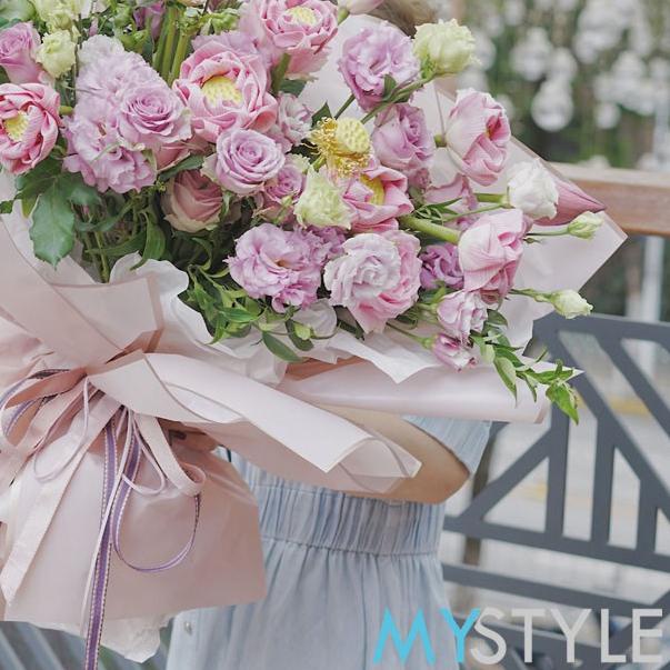 

☃ KERTAS BUNGA GDM (1 PACK = 20 PCS) FLOWER WRAP/ PEMBUNGKUS BUNGA WATERPROOF Ω