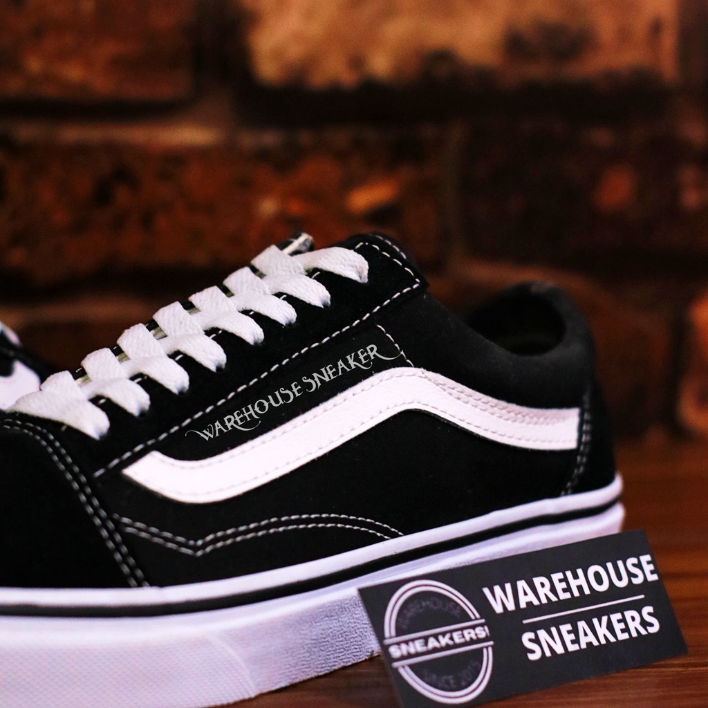 Sepatu Old SKool Classic Black White Sneakers OldSkool Old School Hitam Putih