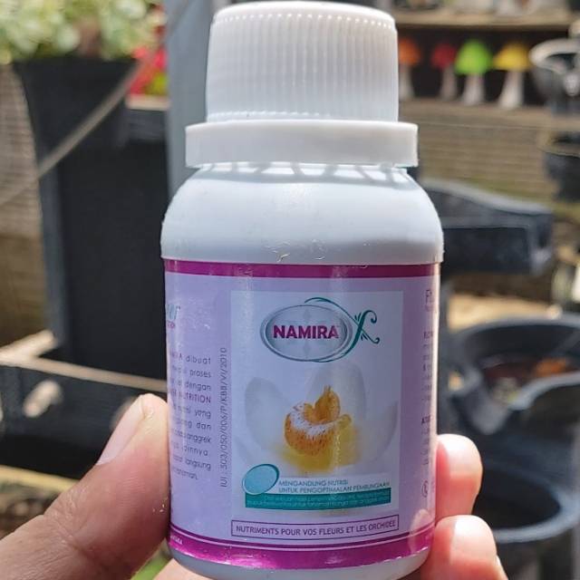 Pupuk Bunga Anggrek Namira 100ml