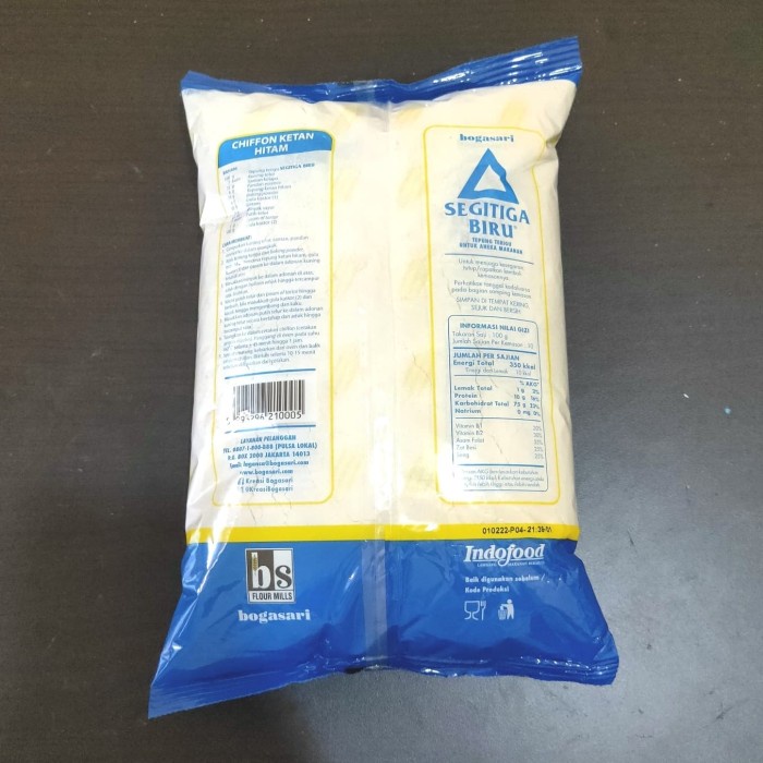 

Ds501D0 Tepung Terigu Segitiga Biru 1 Kg / 1000 Gr - Kemasan Standar Gr0B1