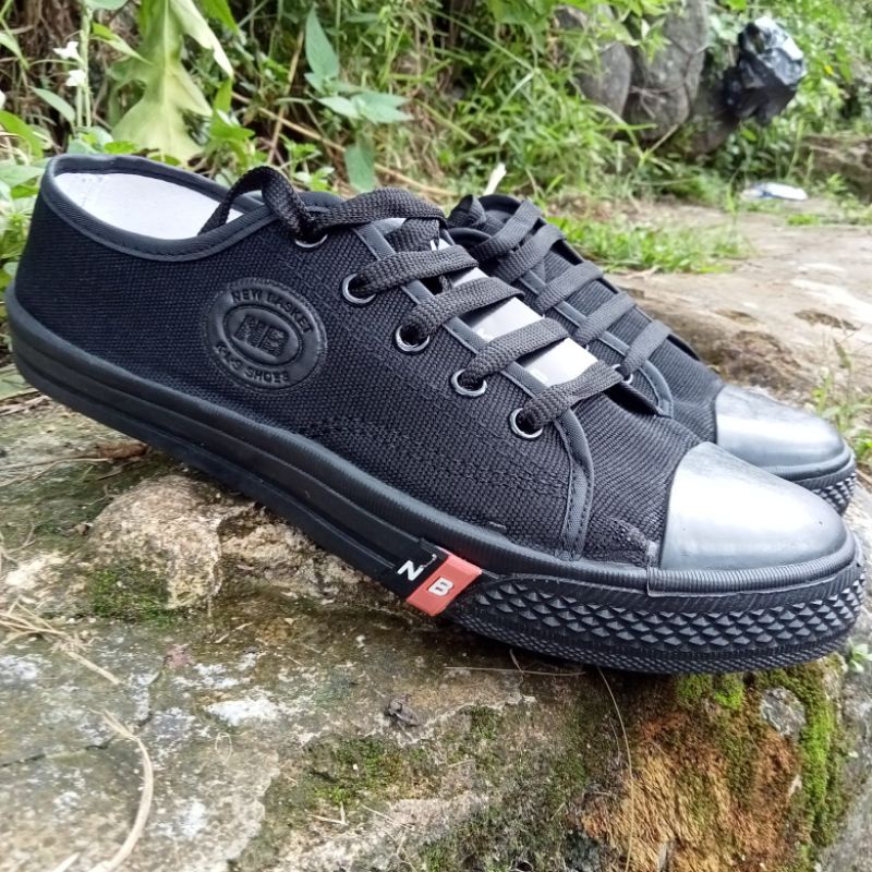 sepatu sekolah NB sneaker pria wanita/sepatu Kanvas SD/SMP