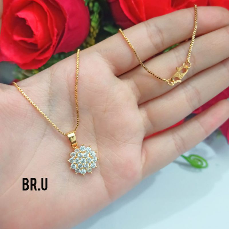 Perhiasan wanita Kalung Titanium liontin Full permata anti Karat lapis emas 22k