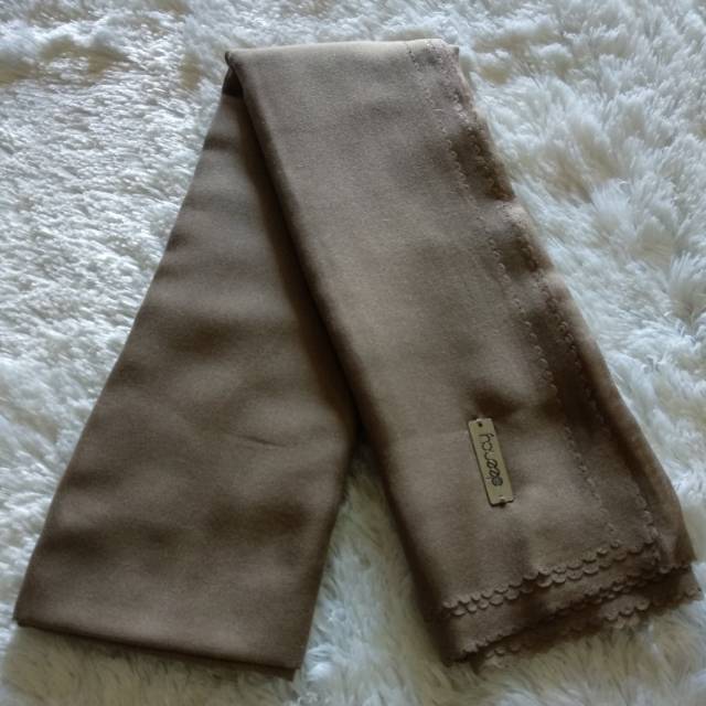 Deenay polos