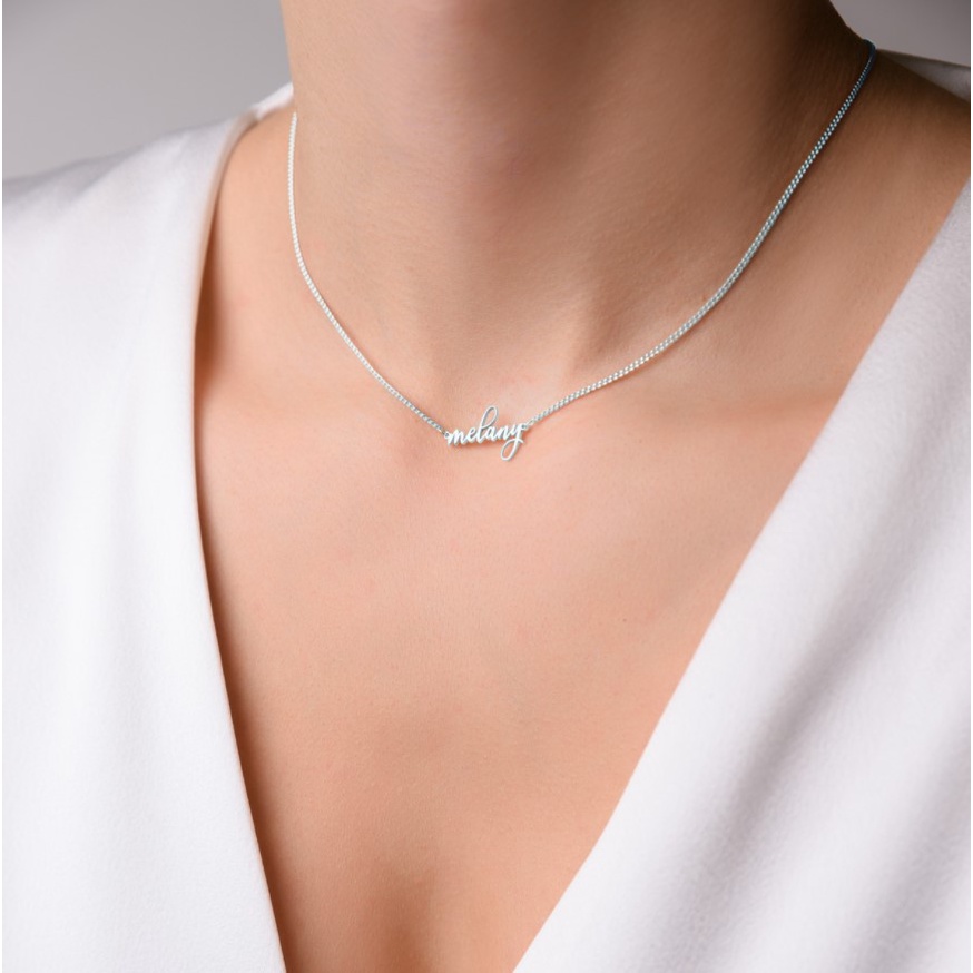 Model Melany | Kalung Titanium Wanita Liontin Ukir Nama Lapis Emas Anti Karat ( Personalized Name Necklace Custome &amp; plated Gold )