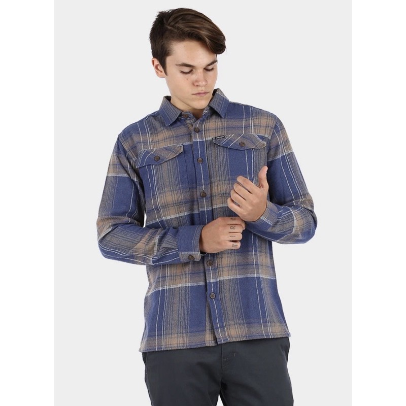 Kemeja flanel volcom steadfast