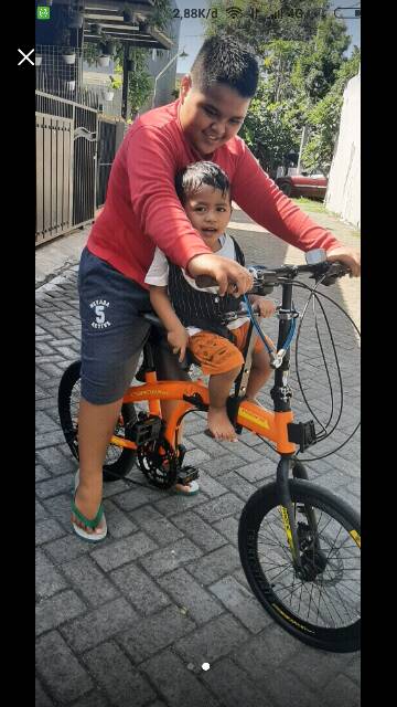 Boncengan anak di sepeda Gowes Bonceng anak Di sepeda Lipat Boncengan Sepeda selly sandaran