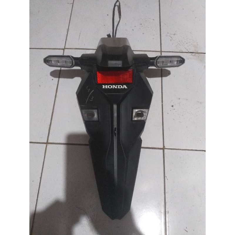 Jual spakabor/slebor belakang vario 125,150 all new barang originil