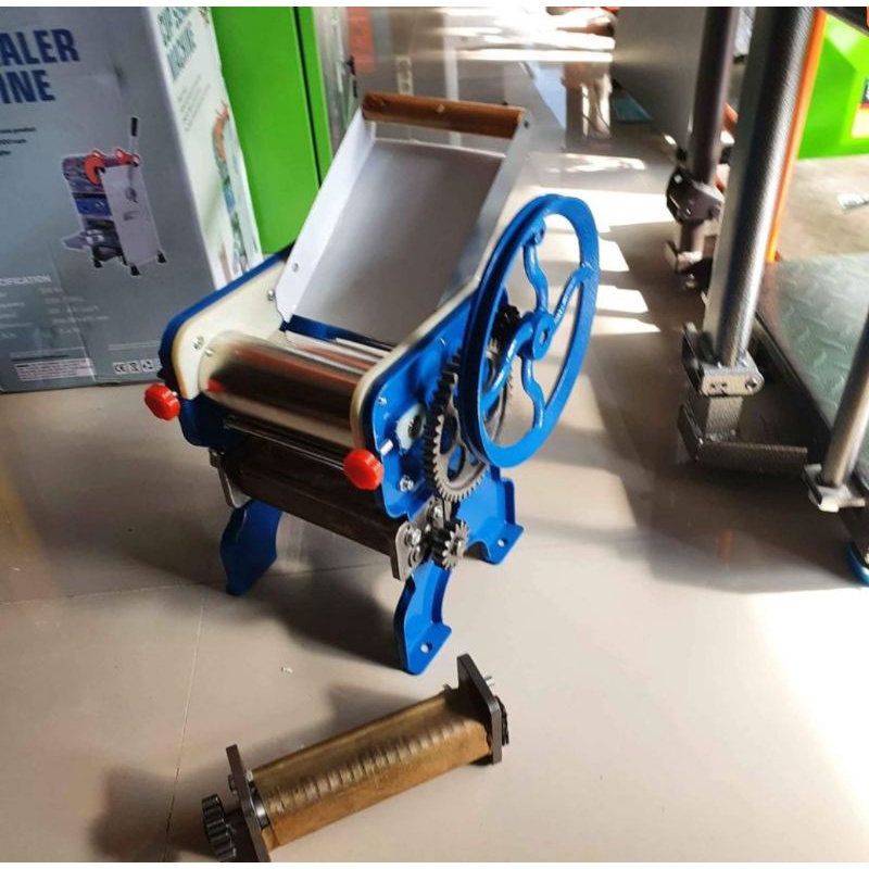 Gilingan Mie Manual Carlton