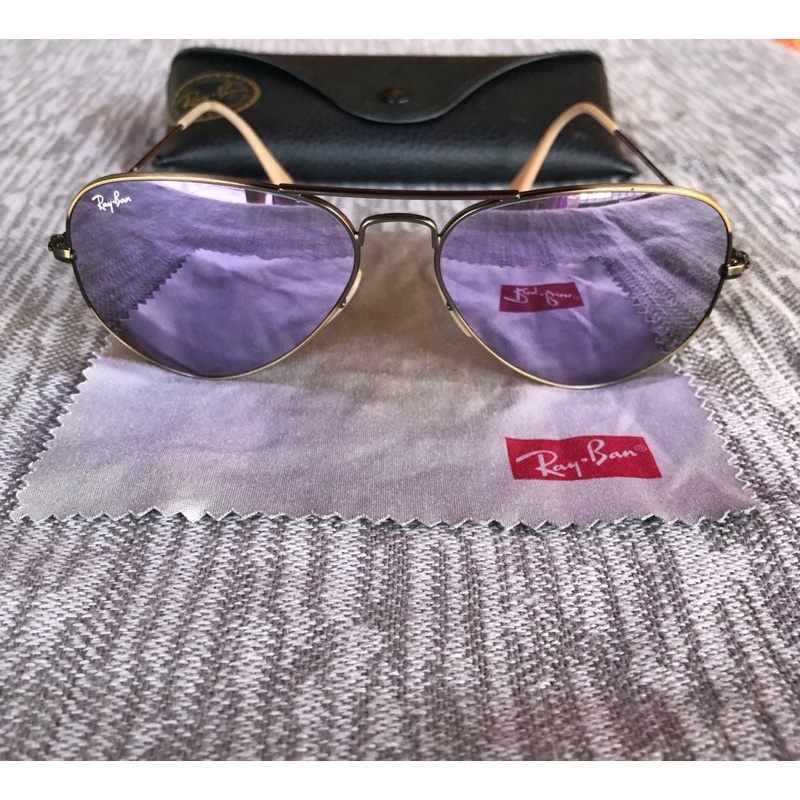 AUTHENTIC RAYBAN SUNGLASSES. NEW