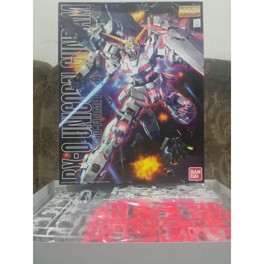 MG RX-0 UNICORN 1/100