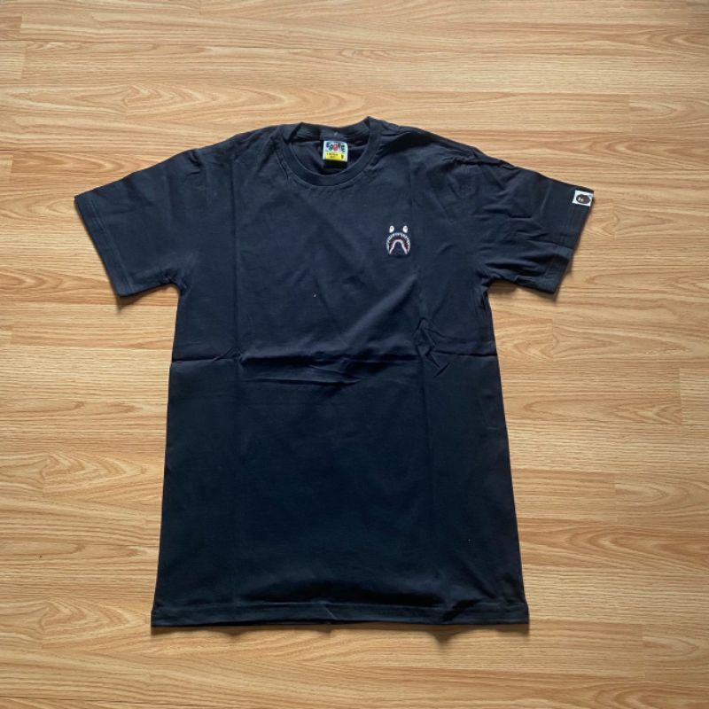 A bathing ape T-shirt/kaos