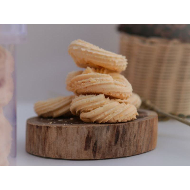 

Kue Sagu Keju Veyila