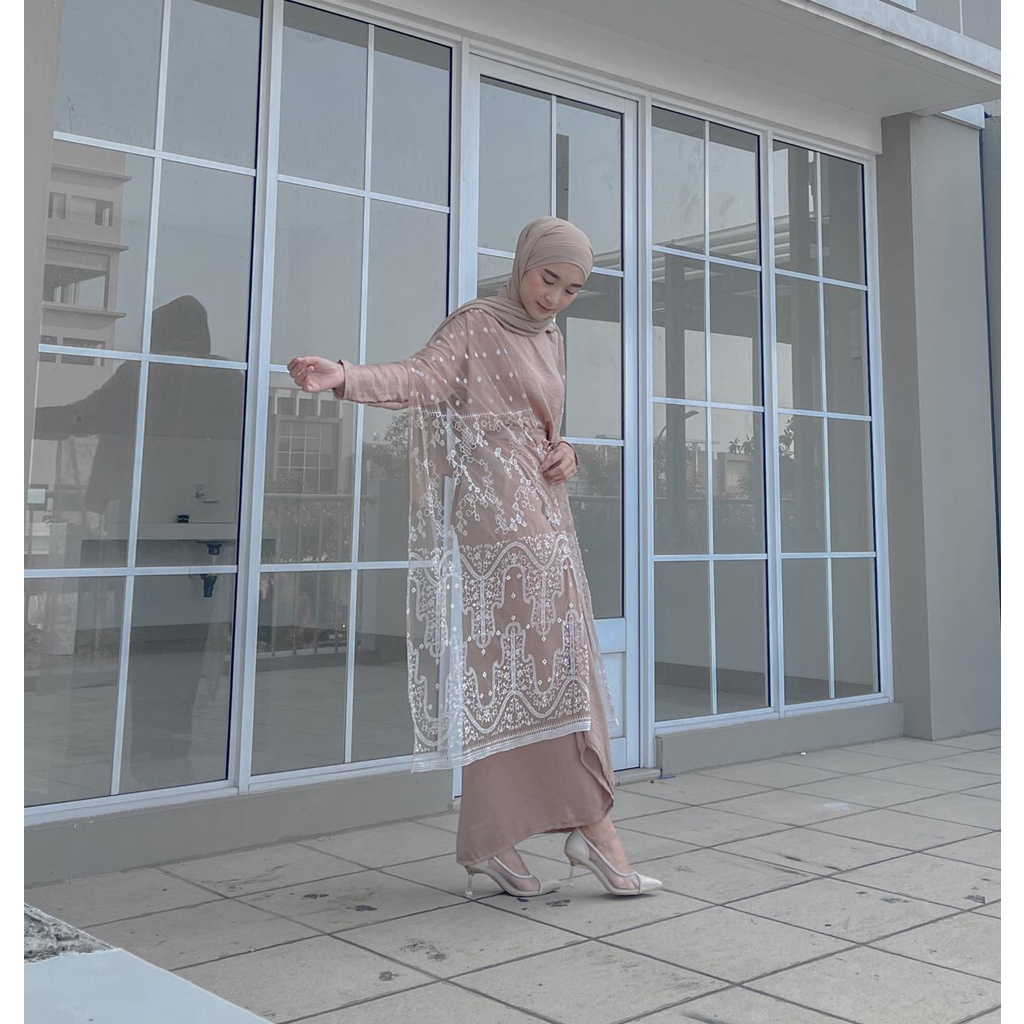 JALEELA - KAMAYA SET  (WRAP DRESS + SHAWL INCLUDED)