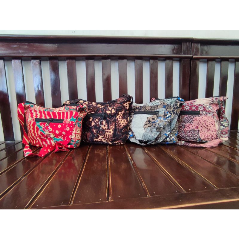TAS SELEMPANG BATIK COWOK CEWEK MOTIF CAKEP