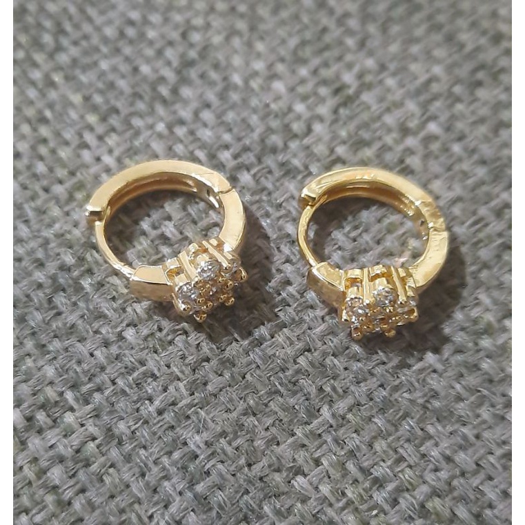 Anting Titanium Wanita Permata Anti Karàt