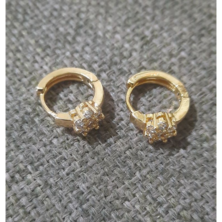 Anting Titanium Wanita Permata Anti Karàt