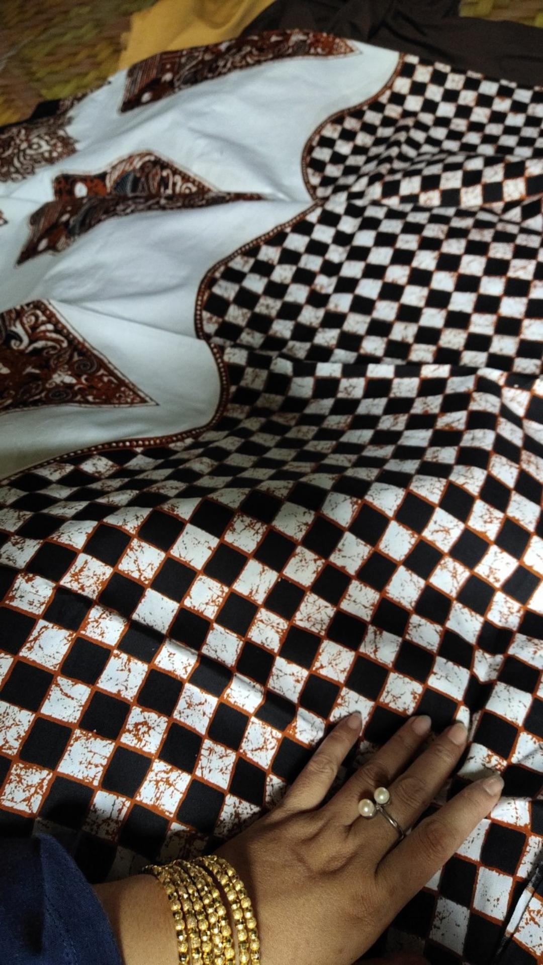 Batik Solo Modern Setelan Sarung Dan Koko Gunungan Sogan