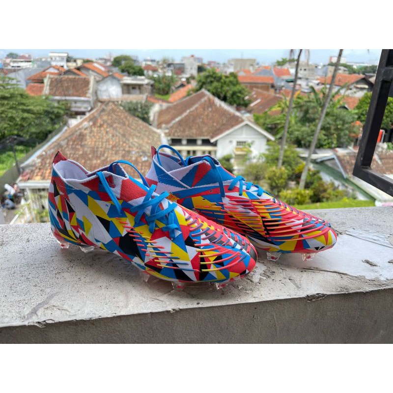 Sepatu Bola Adidas Predator Edge.1 Geometric.1