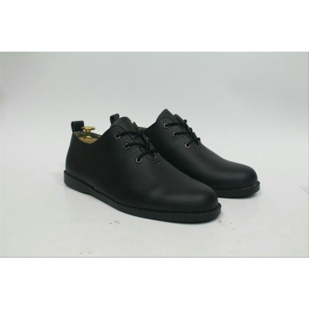 sepatu casual pria brodo low made original warna hitam sepatu formal sepatu kerja sepatu gaya sepatu