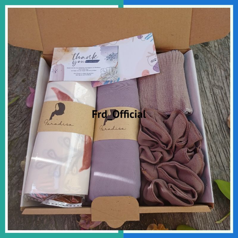 

Hampers Hijab Motif I hamper hijab I hadiah I kado I gift I kado guru I hadiah guru I kado perpisahan I kado wedding I ultah I wisuda l kado ibu l hari ibu l hampers guru l hampers cewe l hampers jilbab l hampers untuk pacar l kado untuk pacar