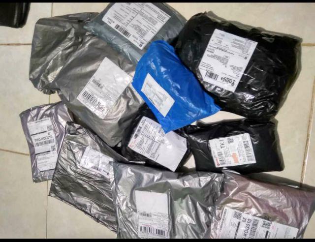 Couple Batik Saskia Brokat Pinguin Barina Gurita