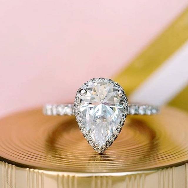 Pear Cut Roku Diamond