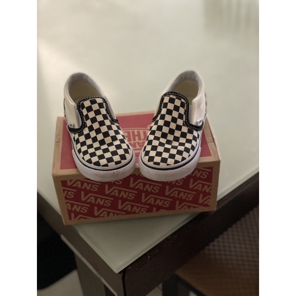 PRELOVED Original Vans Classic Slip On Shoes Anak