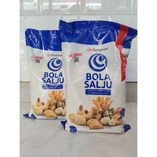 

Tepung terigu Bola Salju 1kg