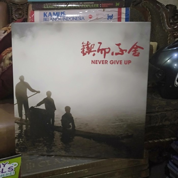 ORI BUKU NEVER GIVE UP