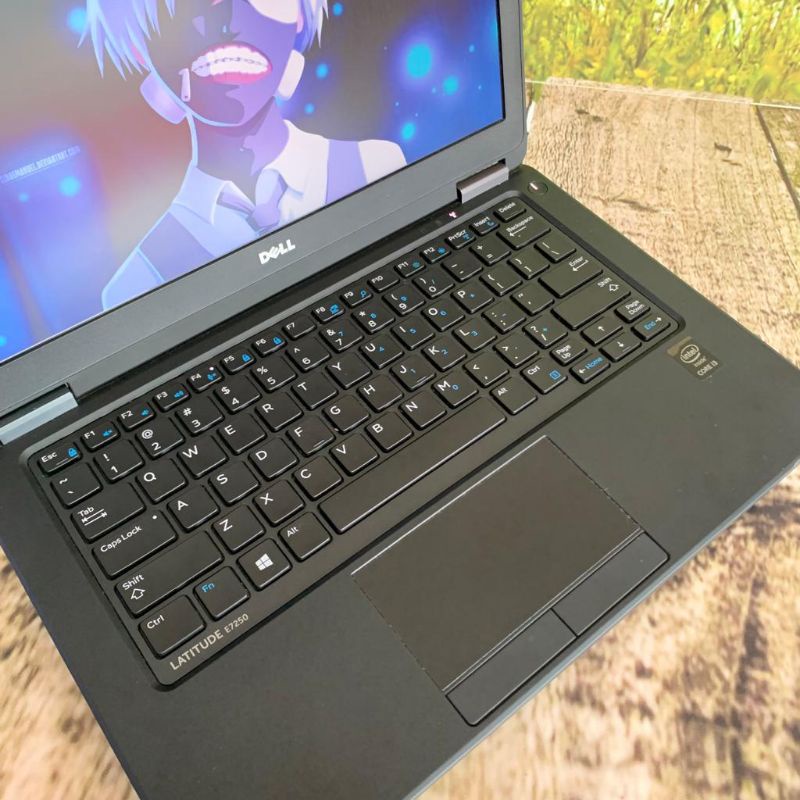 Laptop Dell Latitude E 7250 Core i3 Gen 5 / i7 Gen 5 Mulus dan Bergaransi