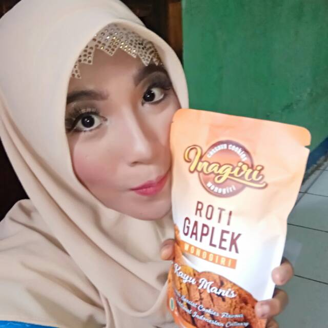 

Roti Gaplek INAGIRI Rasa Kayu Manis Khas Wonogiri Cemilan Sehat Bebas Gluten Paling terpopuler